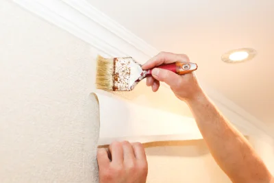Pose de papier peint à Kerfot — revêtements muraux et toiles de verre
